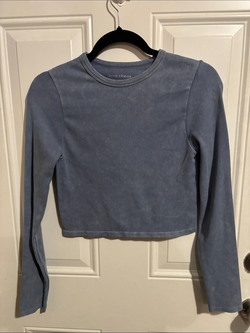Love Streak Blue Long-Sleeve Ribbed Crop Top